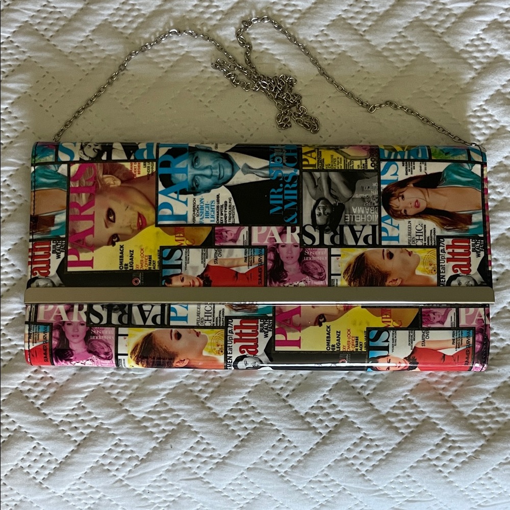 Multicolor Magazine Print Chain Clutch